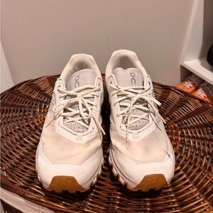 On Running Women's Sneakers in Cream and White